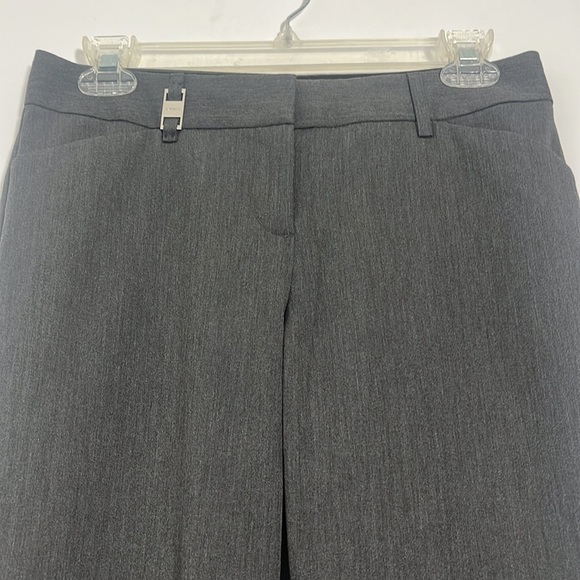 Express pants - Picture 2 of 11